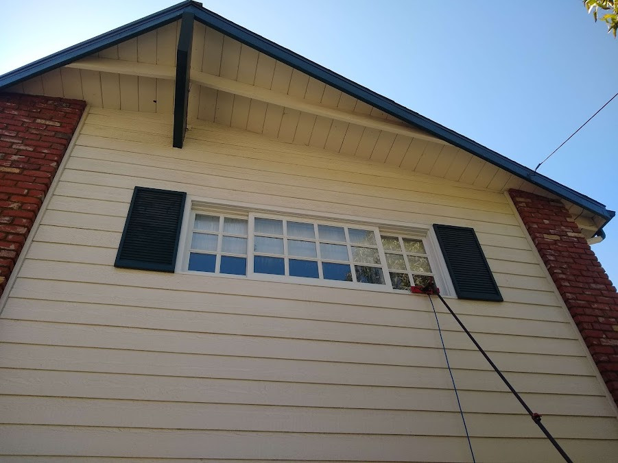 Curb Appeal Power Clean on Window Cleaning Challenges That Might Surprise You
