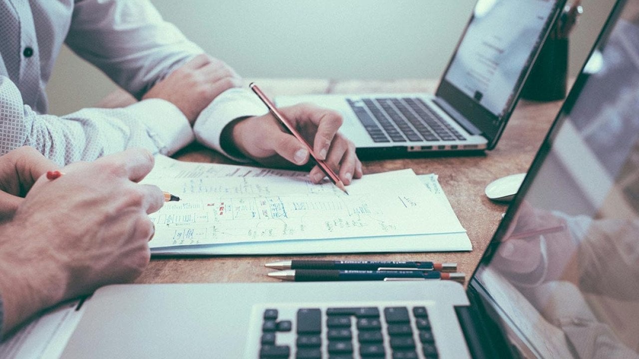 Financial planning for 2026: Your Q1 action plan for goal-setting success